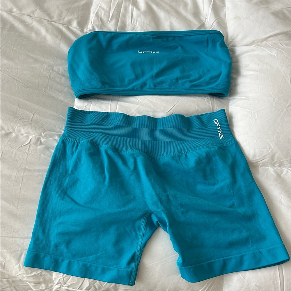 Dfyne Women's Athletic Bike Shorts - Teal NEVER WORN!!!